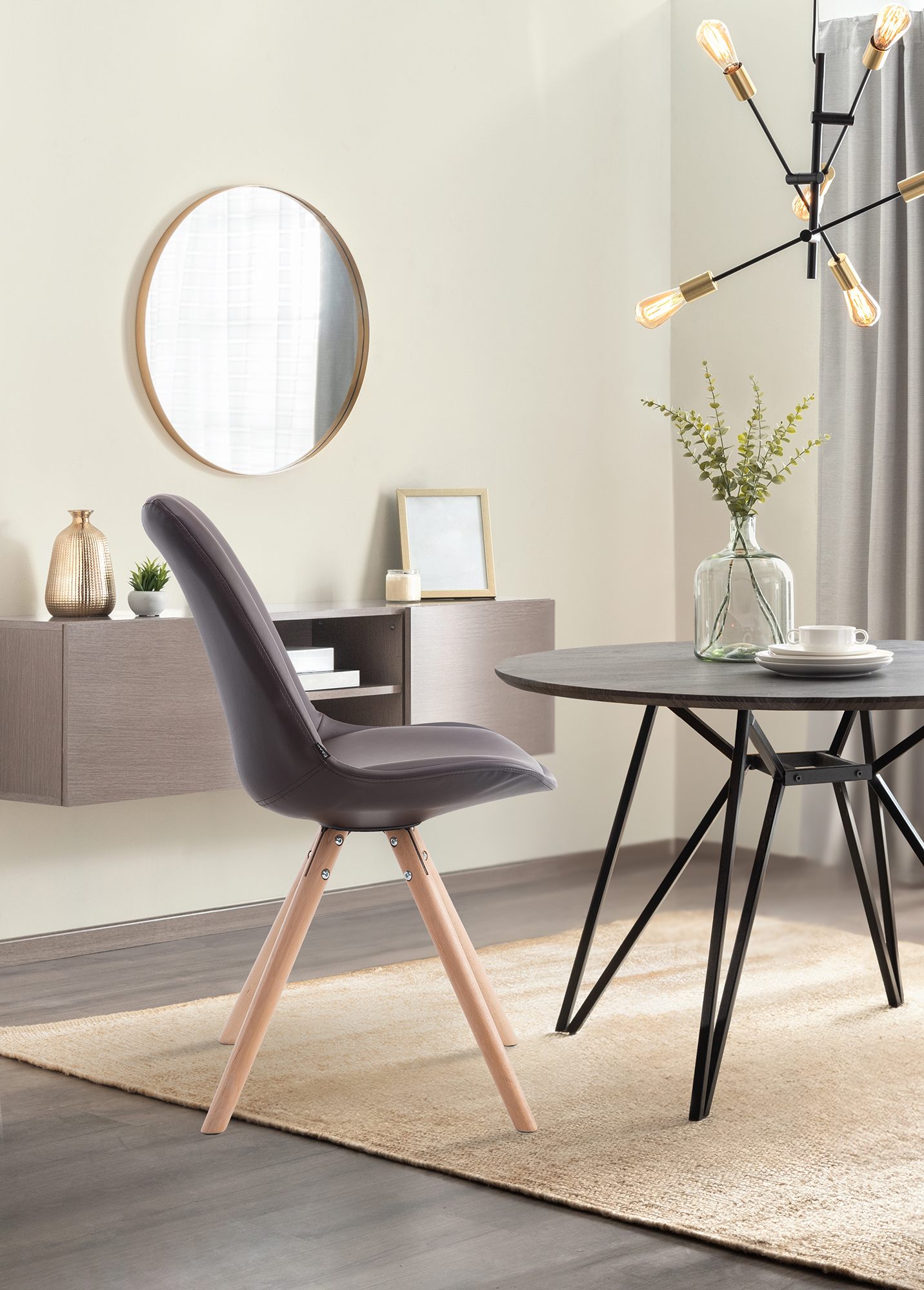 Chaise visiteur LAVAL similicuir pieds ronds