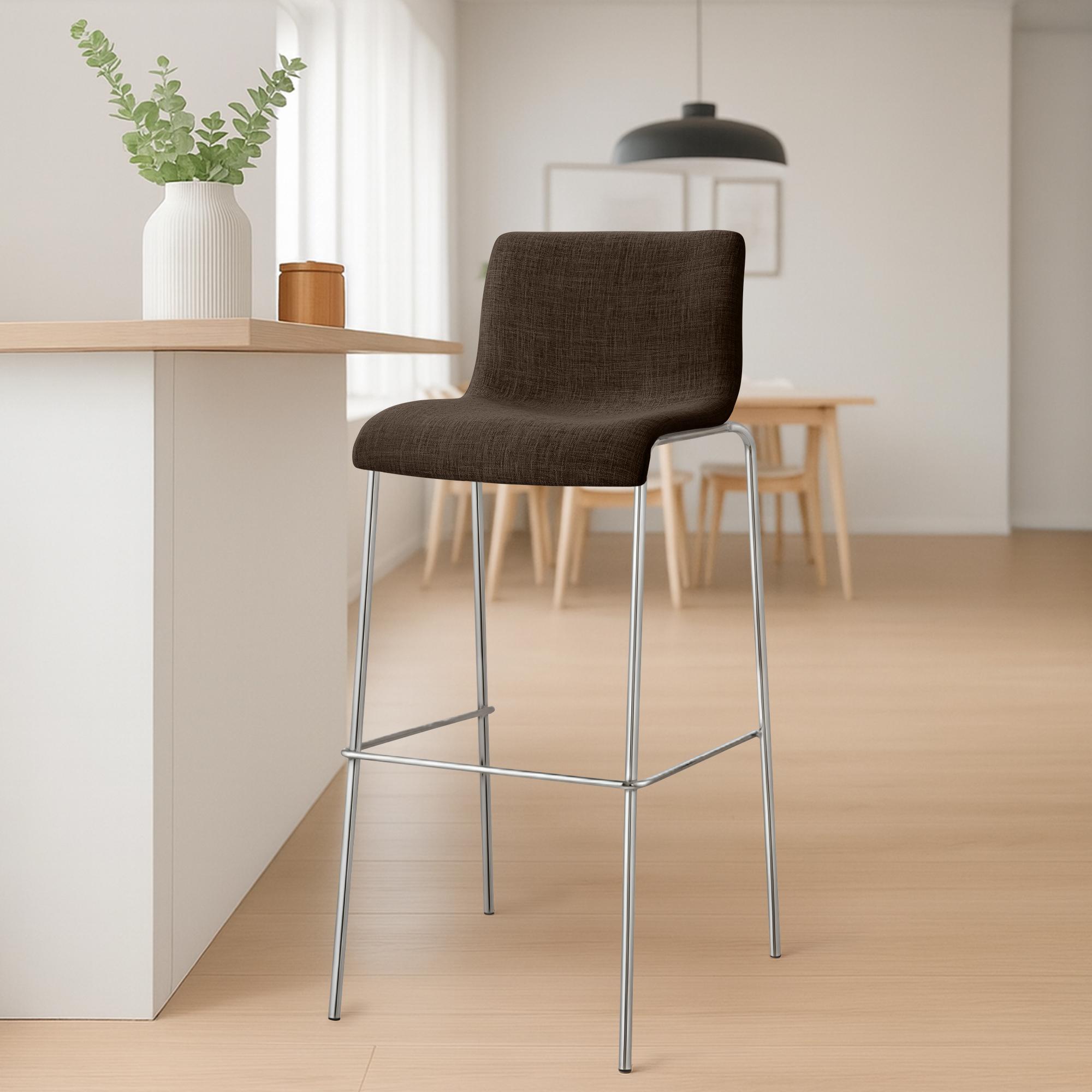 Tabouret de bar Hover en tissu avec pied a 4 branches