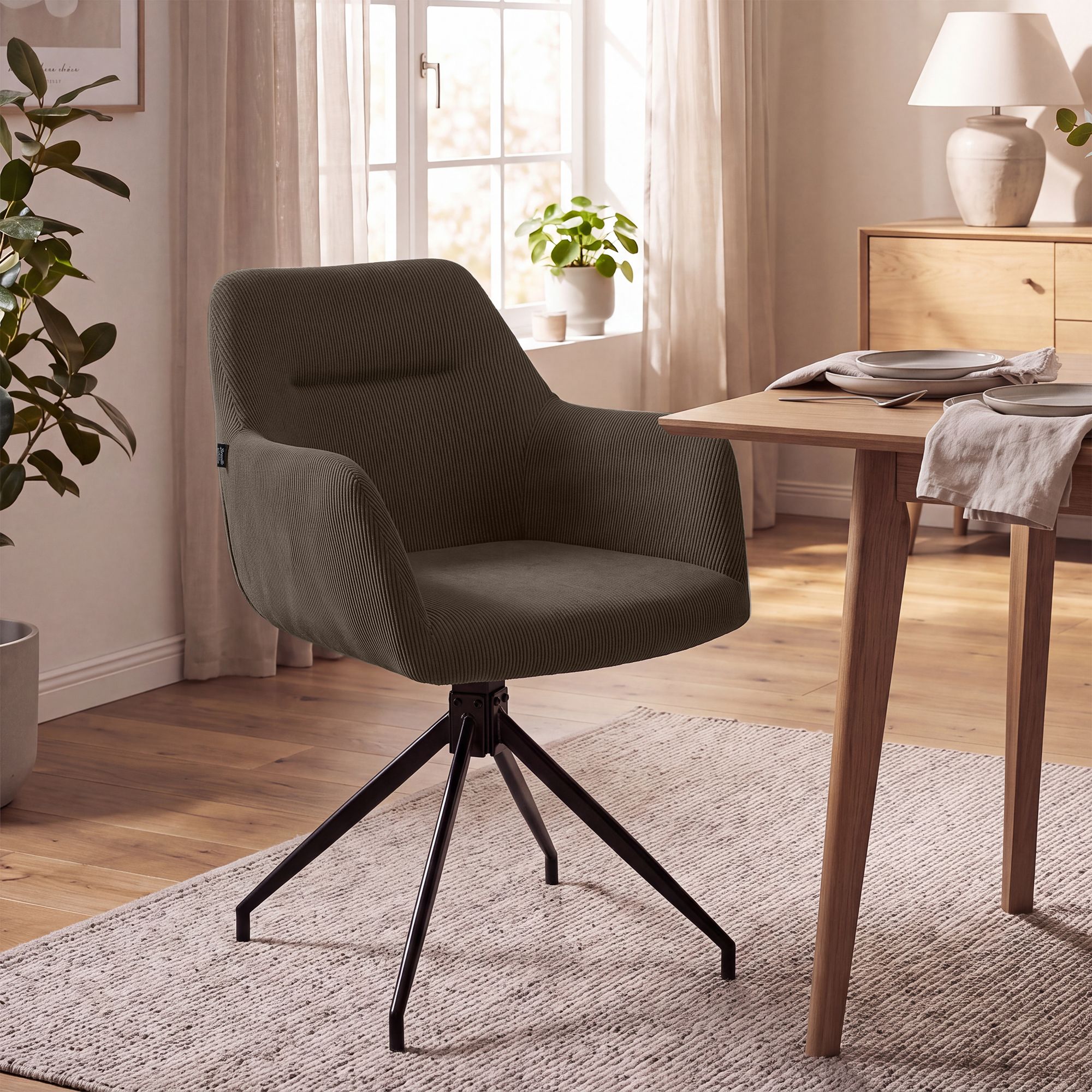 Chaise de salle à manger Merlinda en velours côtelé