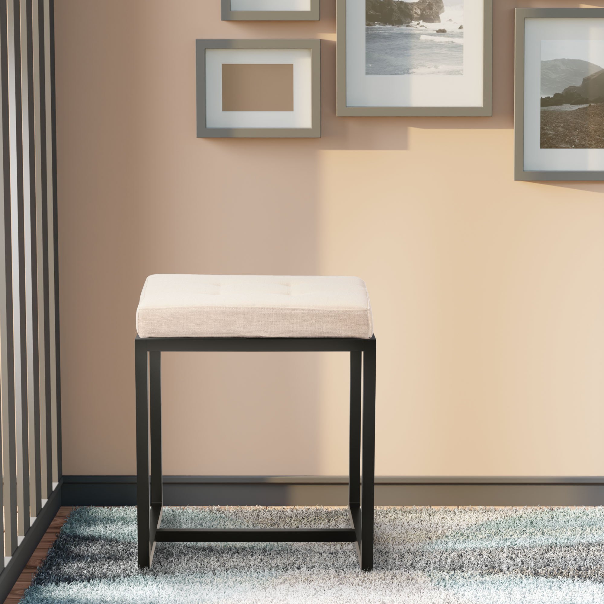 Pouf Barci avec structure noire
