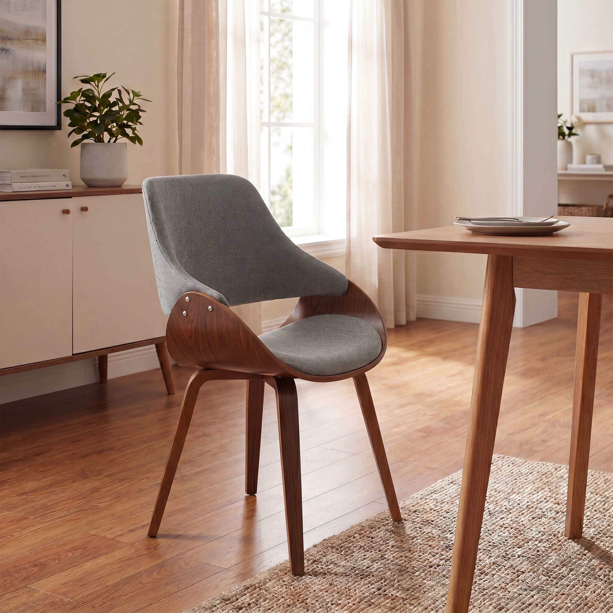 Chaise de salle a manger Vangale - Design et confort