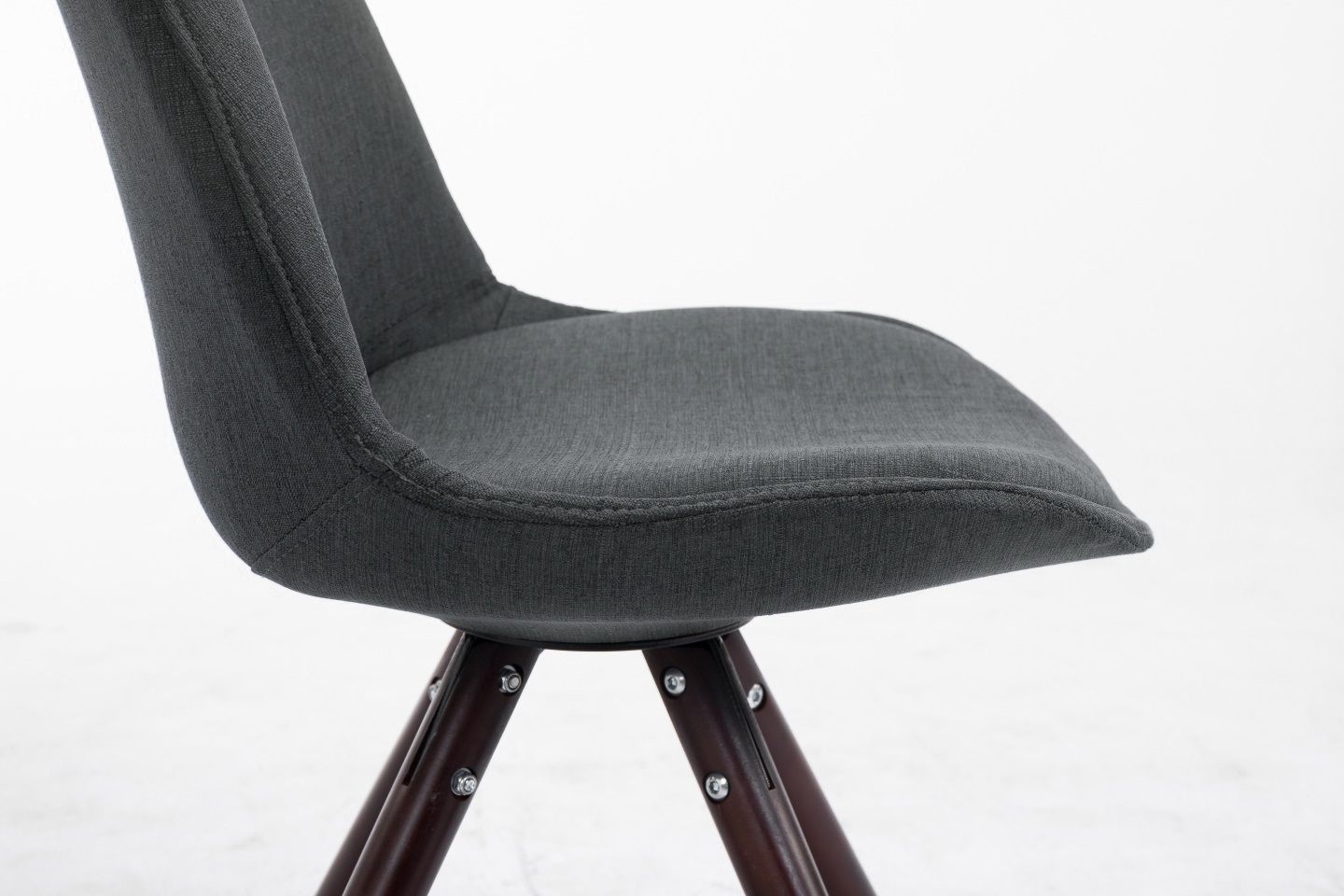 Chaise Toulouse tissu pieds ronds