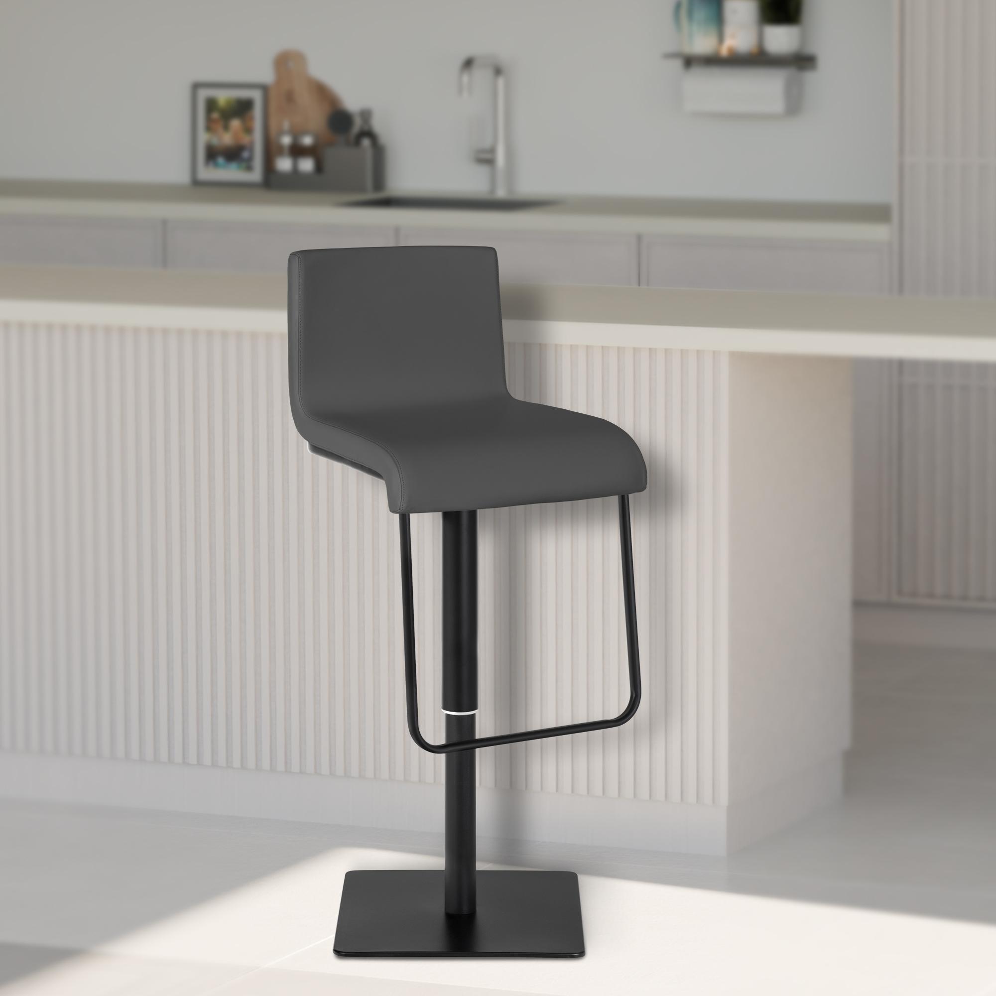 Lot de 2 tabourets de bar Limon en similicuir