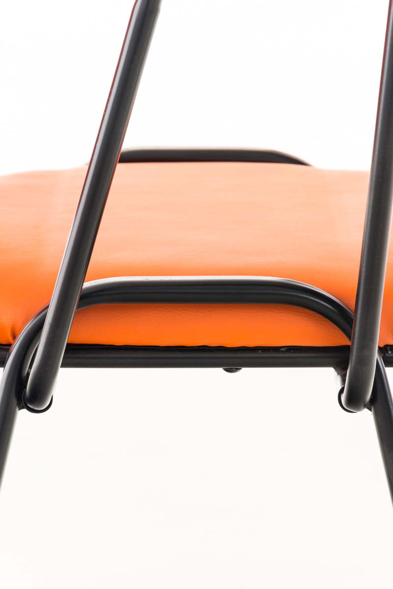 Chaise Ken en similicuir avec tablette rabattable
