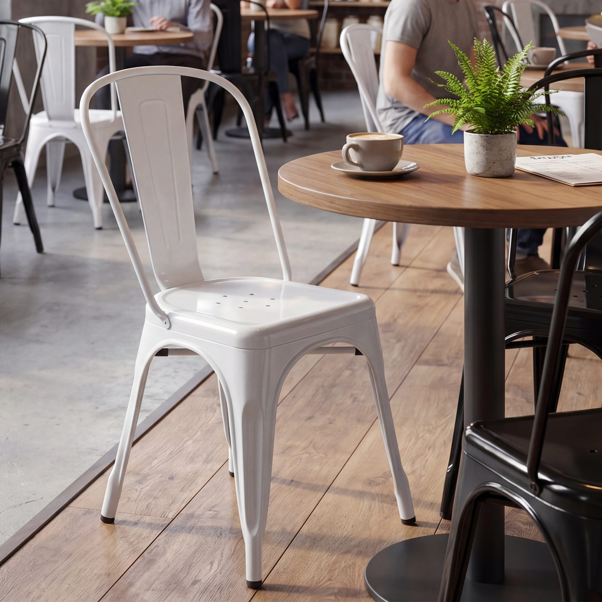 Lot de 4 chaises empilables Benedikt