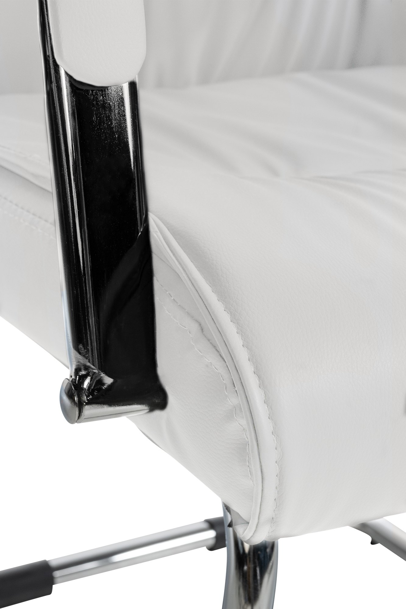 Lot de 2 Chaises Cantilever Sievert en similicuir avec accoudoirs