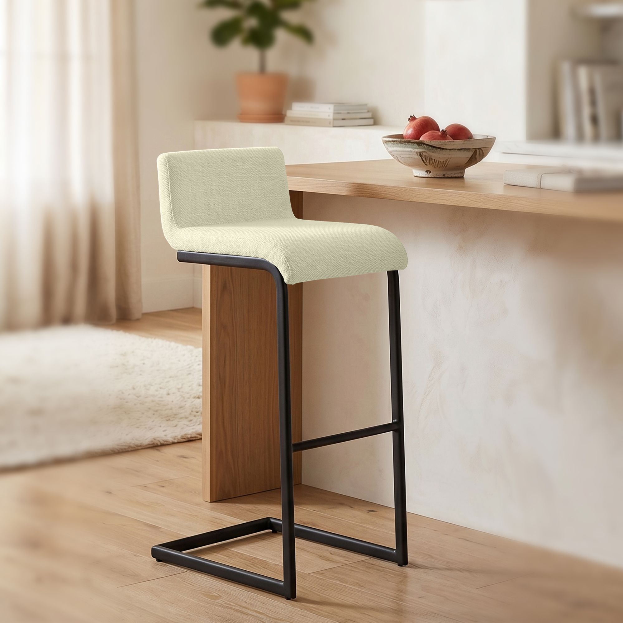 Lot de 2 Tabourets de Bar Newport, Piétement Métallique Noir
