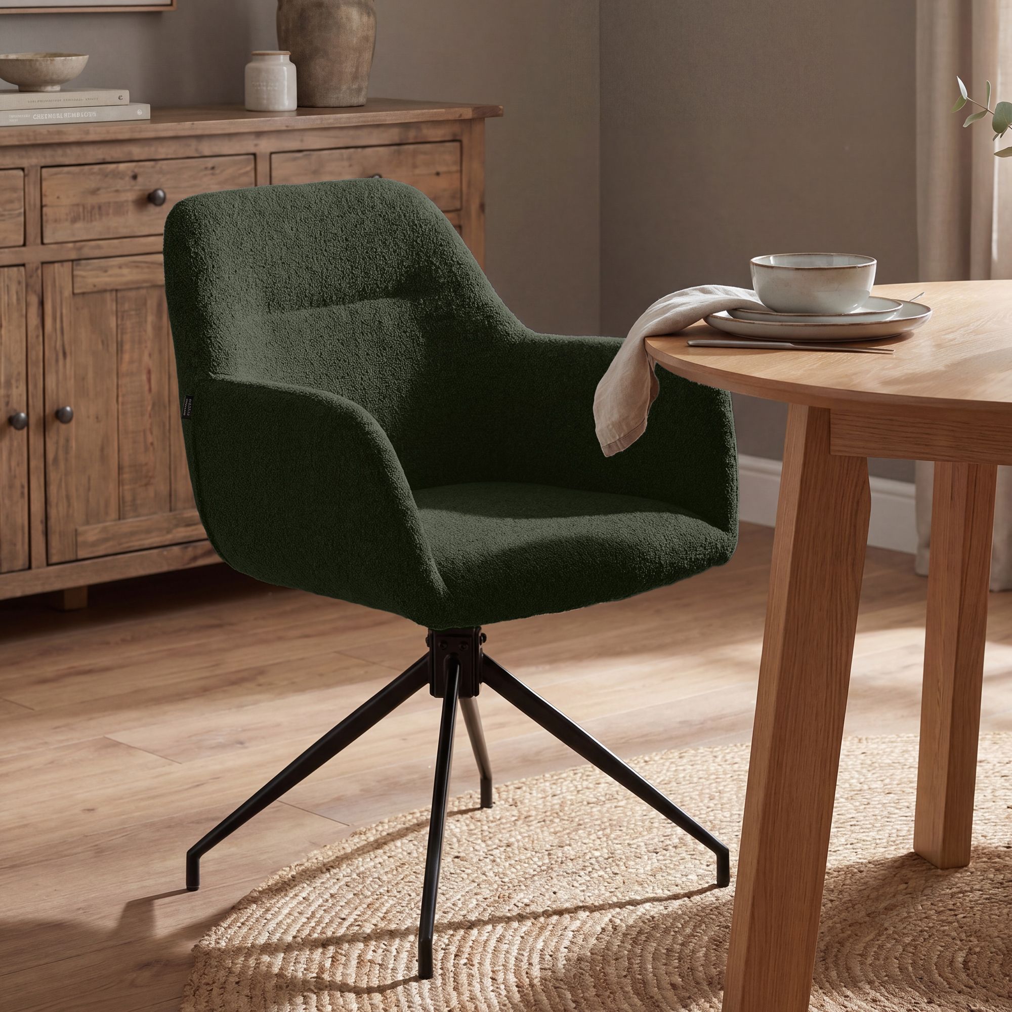 Chaise de salle a manger Merlinda en tissu teddy