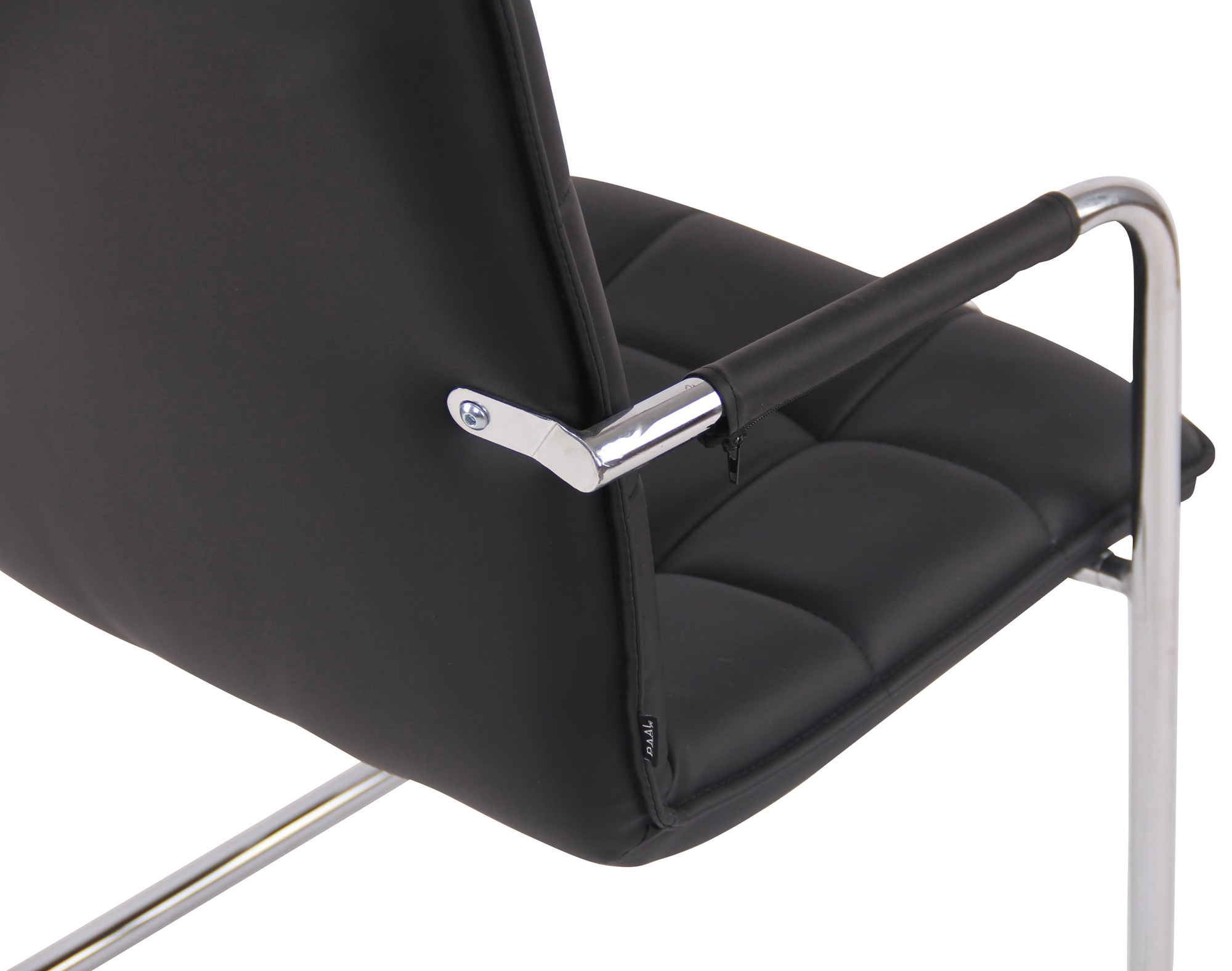 Chaise Cantilever Gandia en similicuir