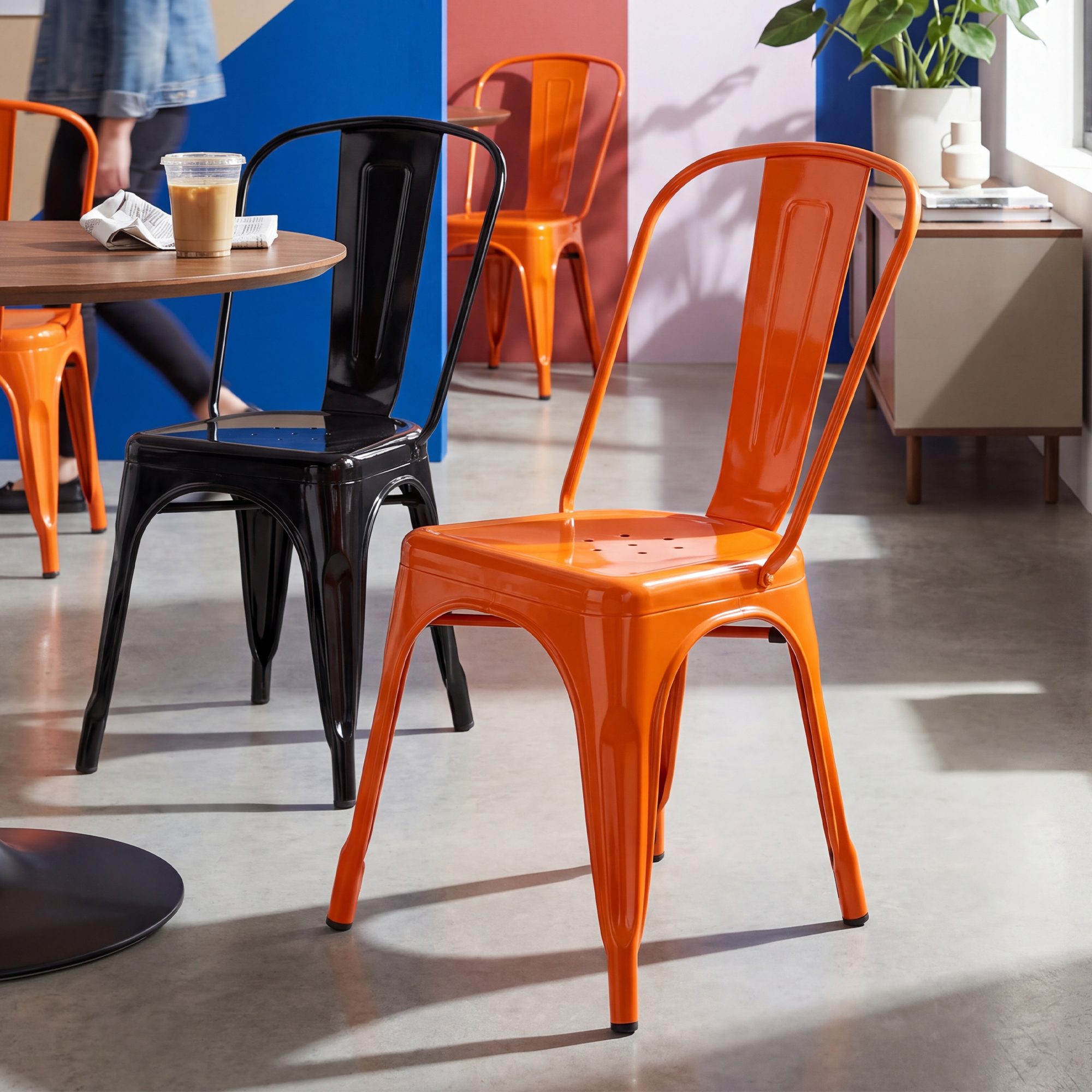 Lot de 4 chaises empilables Benedikt