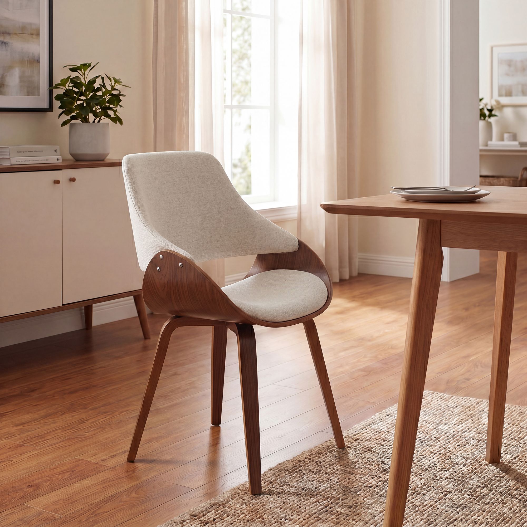 Chaise de salle a manger Vangale - Design et confort
