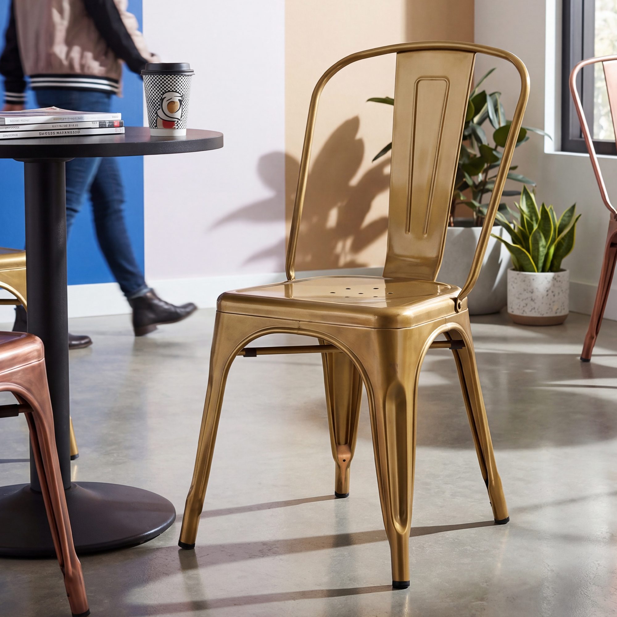 Lot de 4 chaises empilables Benedikt