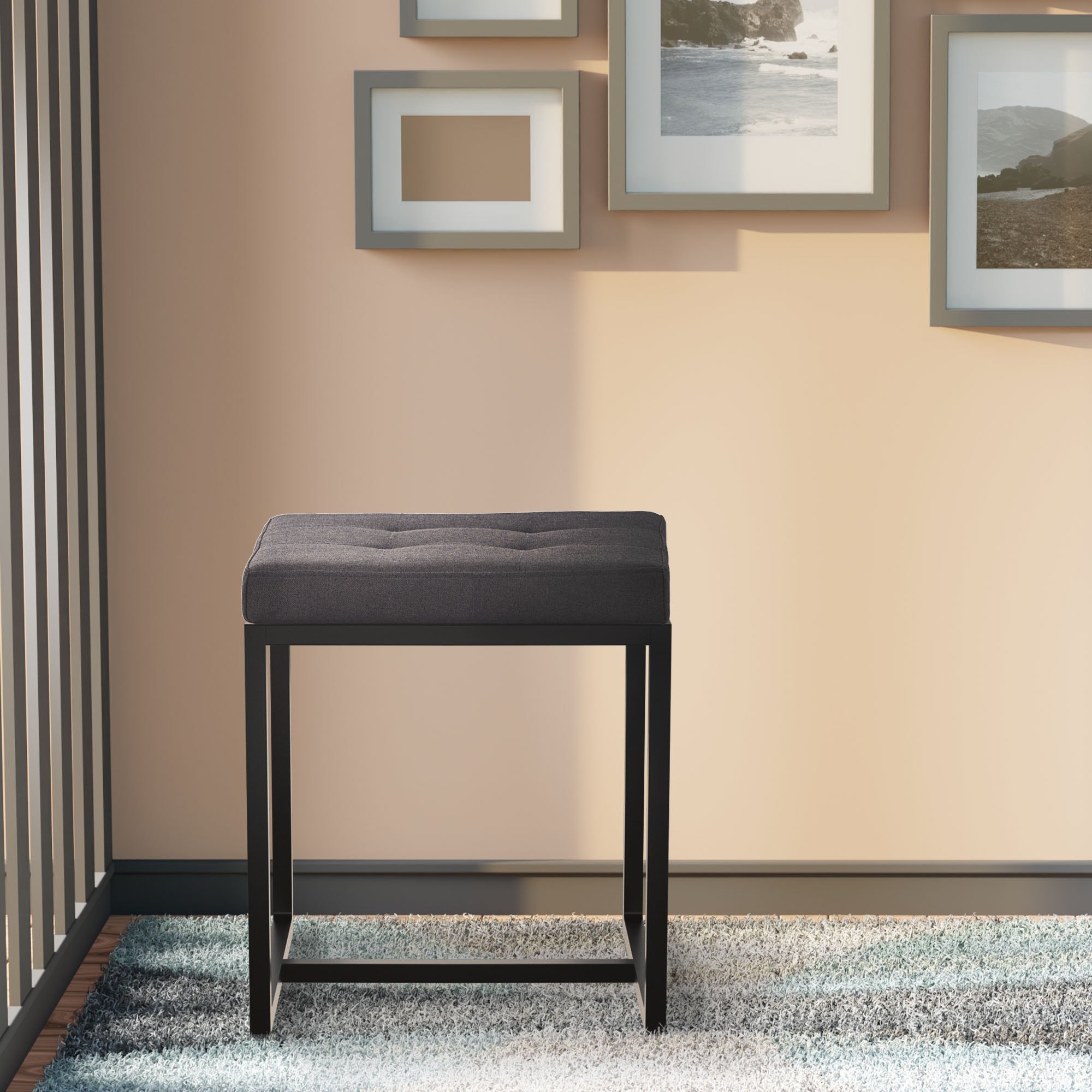 Pouf Barci avec structure noire