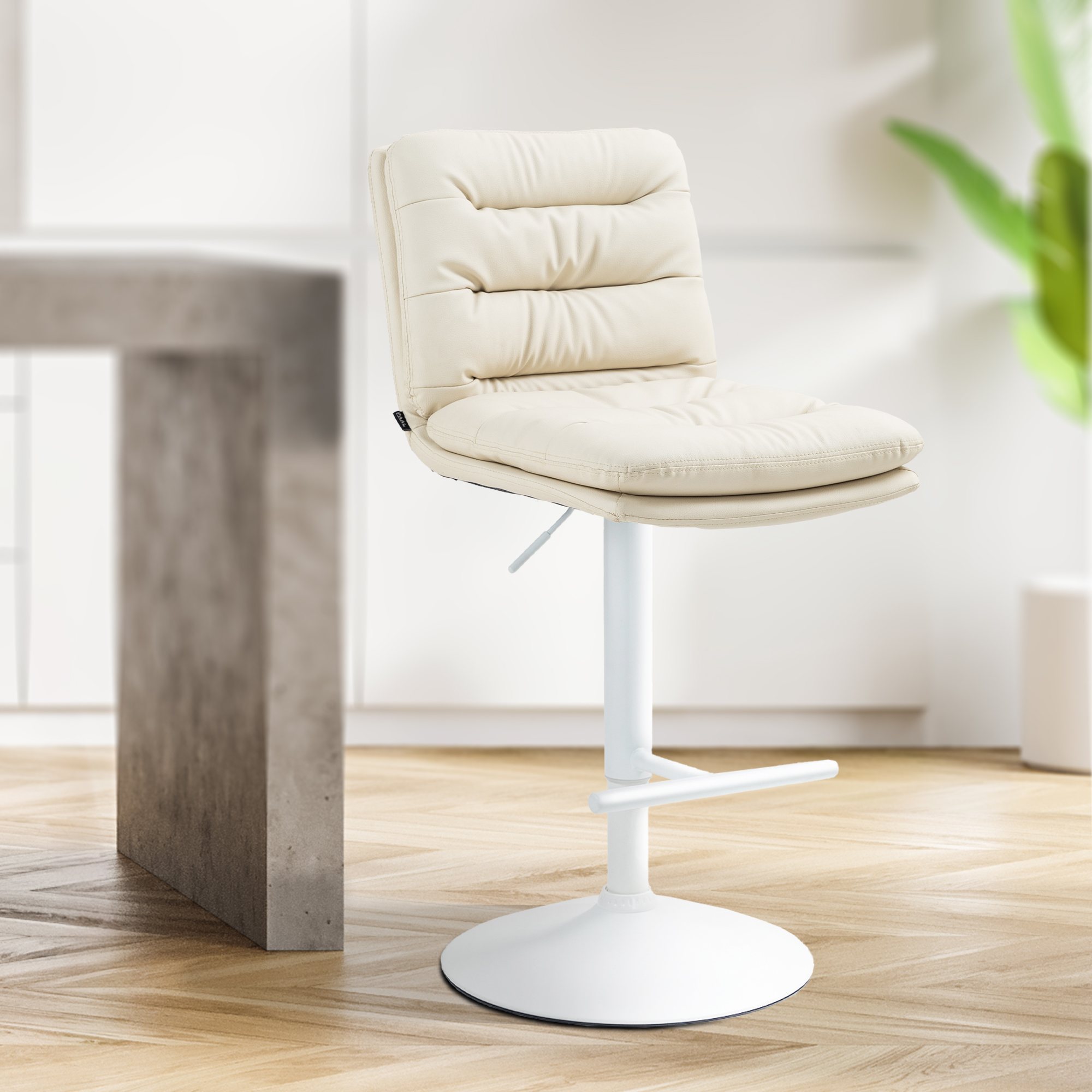 Lot de 2 tabourets de bar Damar en similicuir