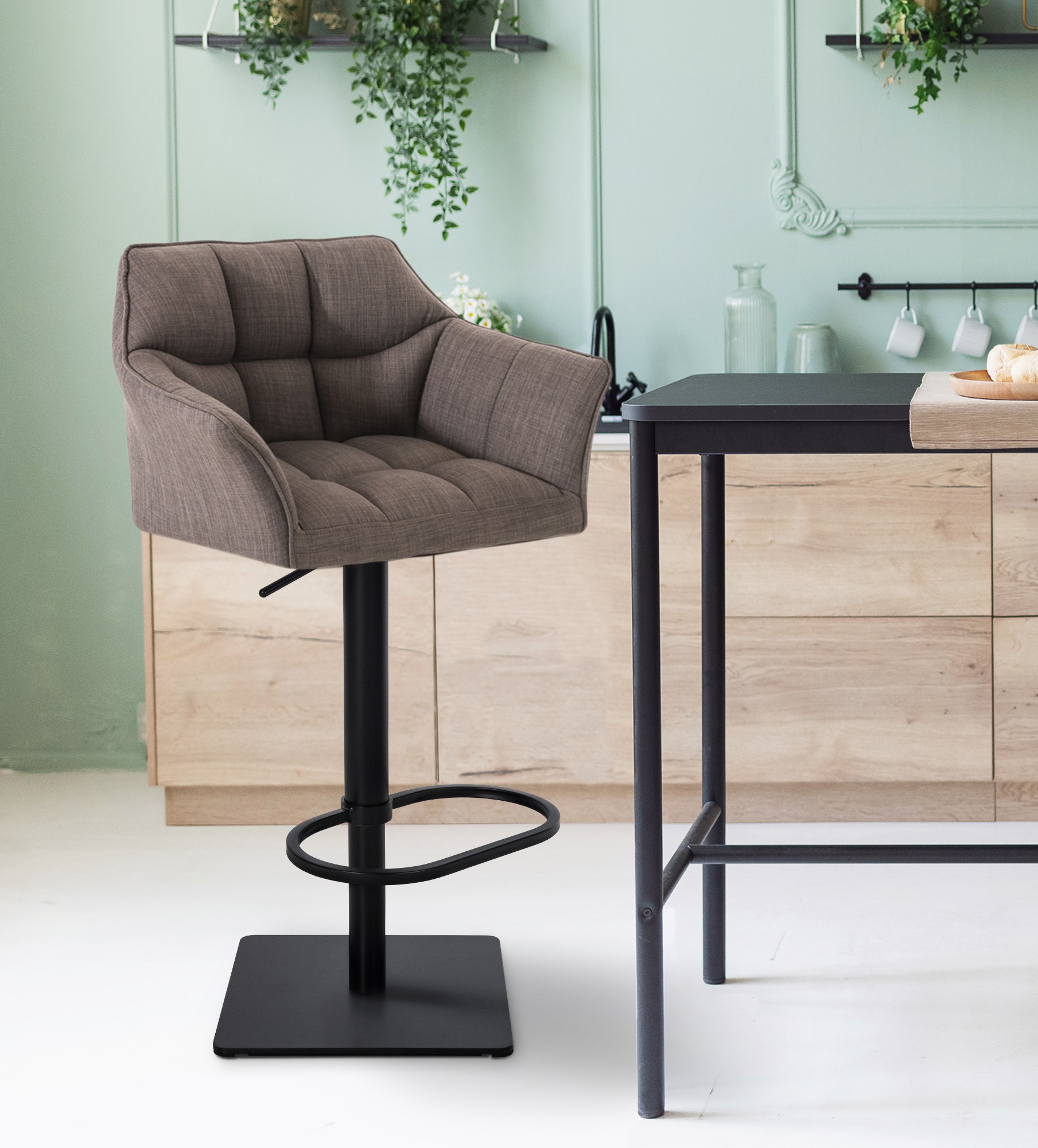 Lot de 2 tabourets de bar Damaso avec revetement en tissu