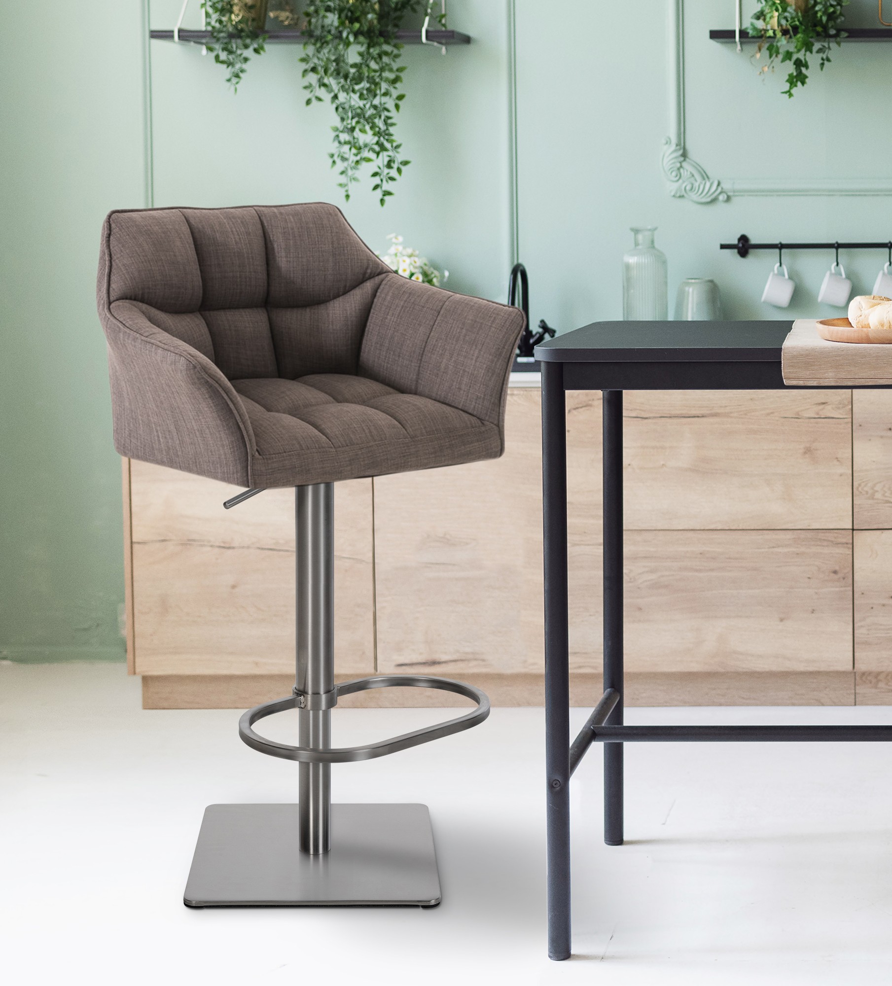 Lot de 2 tabourets de bar Damaso avec revetement en tissu
