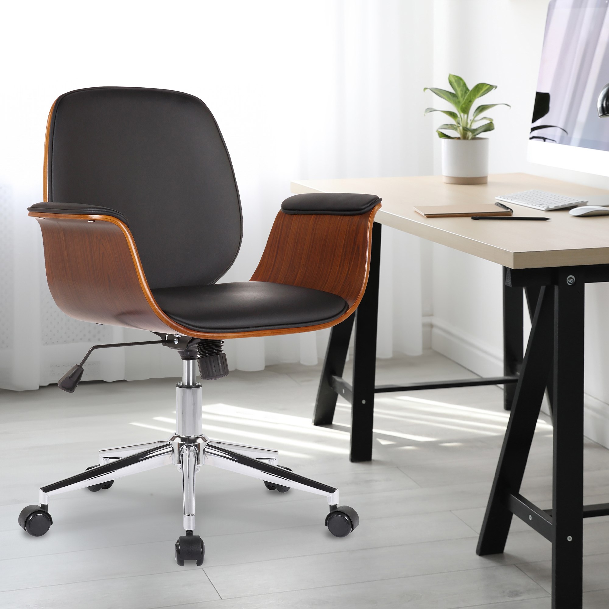 Fauteuil de bureau Kemberg en similicuir avec coque d'assise en bois