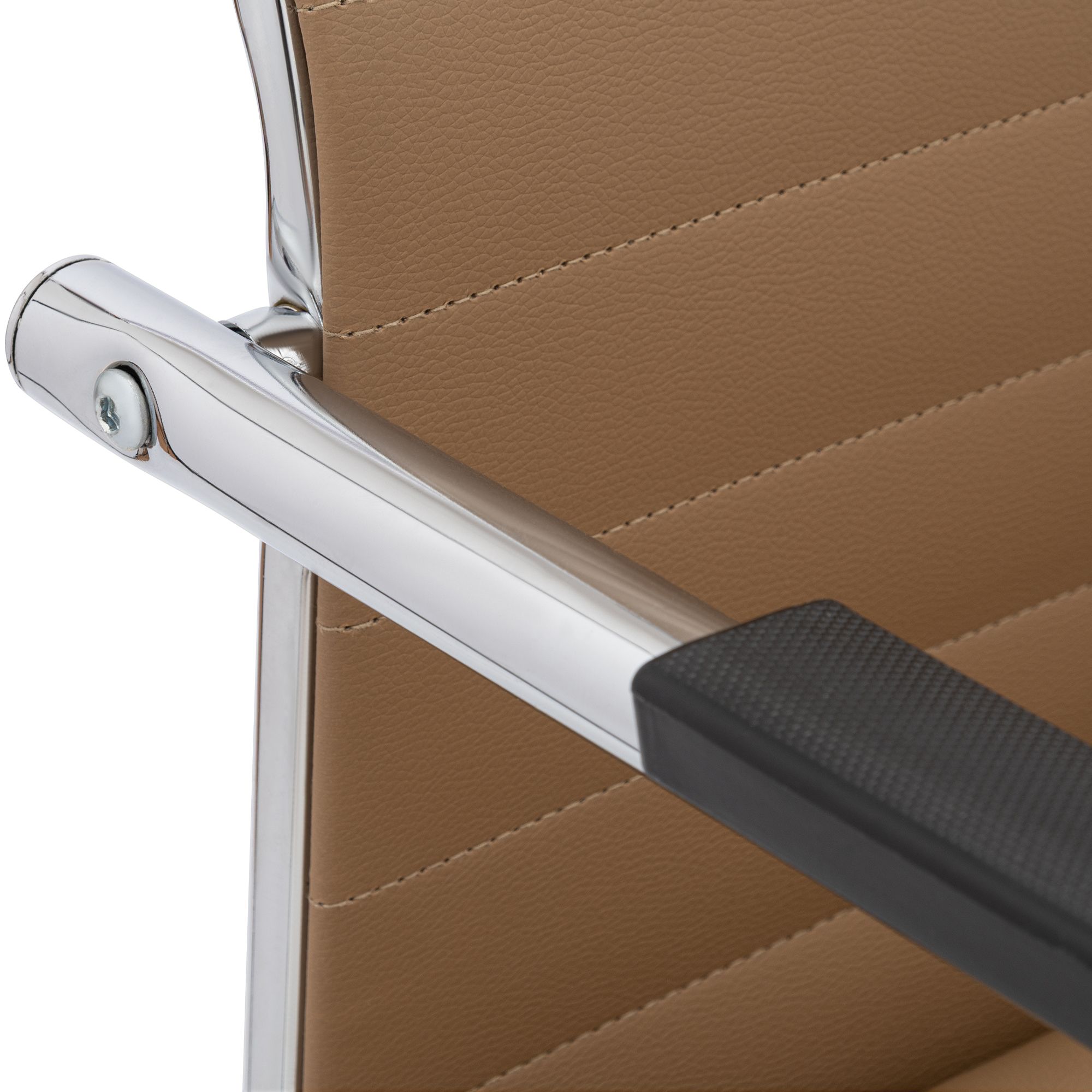 Chaise cantilever Hakon aspect cuir